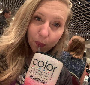 Meet your Posher, Kelly